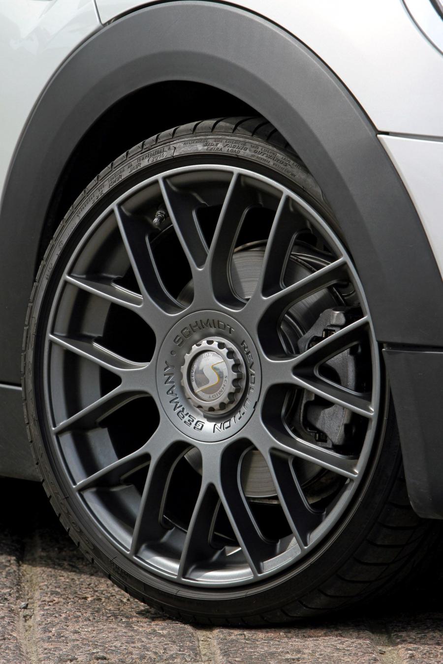  Mini Cooper S by Maxi-Tuner 2014 года  (фото 8 из 12)